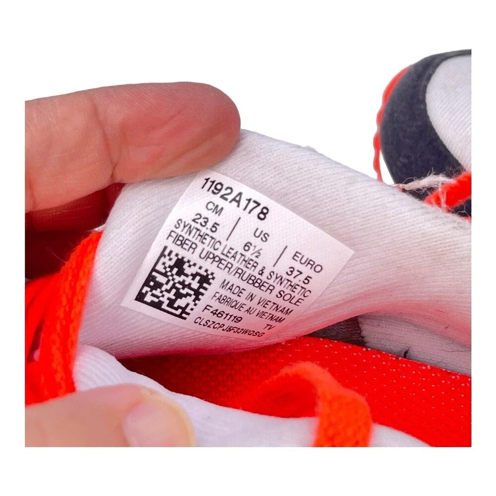 Asics Gel-Lyte III Flash Coral 1192A178 Womens Size 6.5